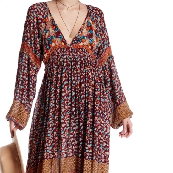 RAGA Dresses & Skirts - Tuscan Sunset by RAGA plunge V front Maxi-Dress